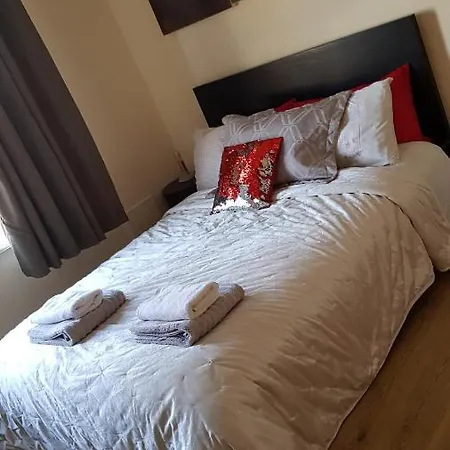 Tuii Appart, Dewsbury Road Flat A Appartement