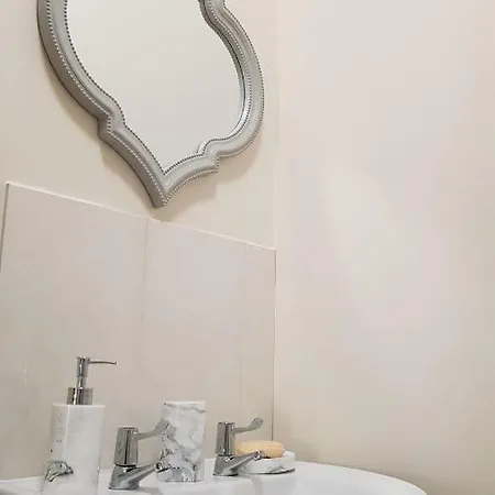 Apartmán Tuii Appart, Dewsbury Road Flat A *
