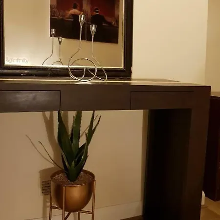 Tuii Appart, Dewsbury Road Flat A Apartmán *